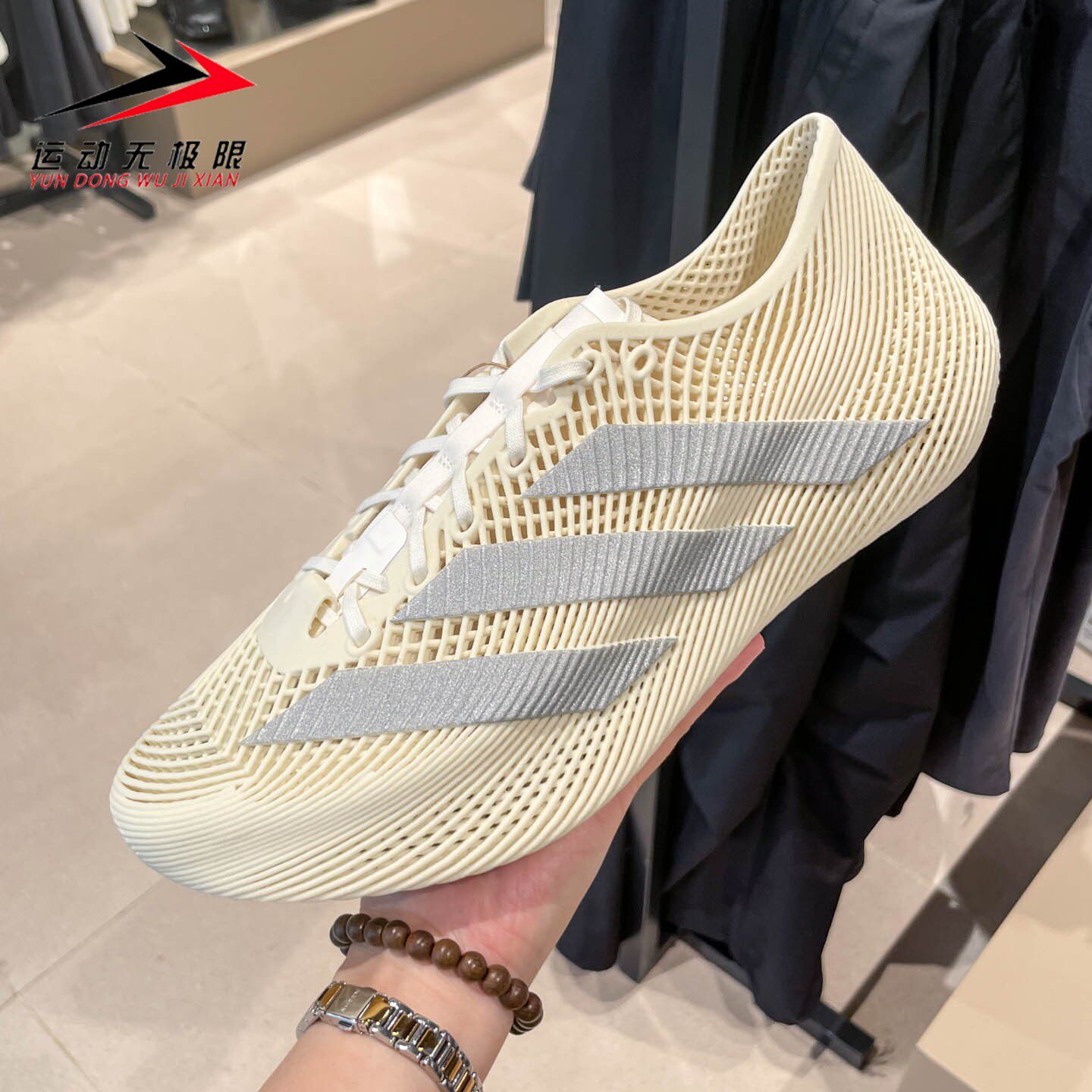 正品阿迪达斯男鞋2026夏新款清风鞋风巢网眼透气训练跑步鞋KJ8969