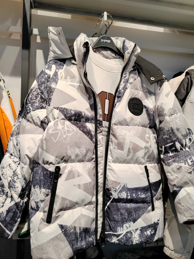 七波辉正品新款男大童青少年冬装羽绒服131715学生防寒服厚鸭绒袄