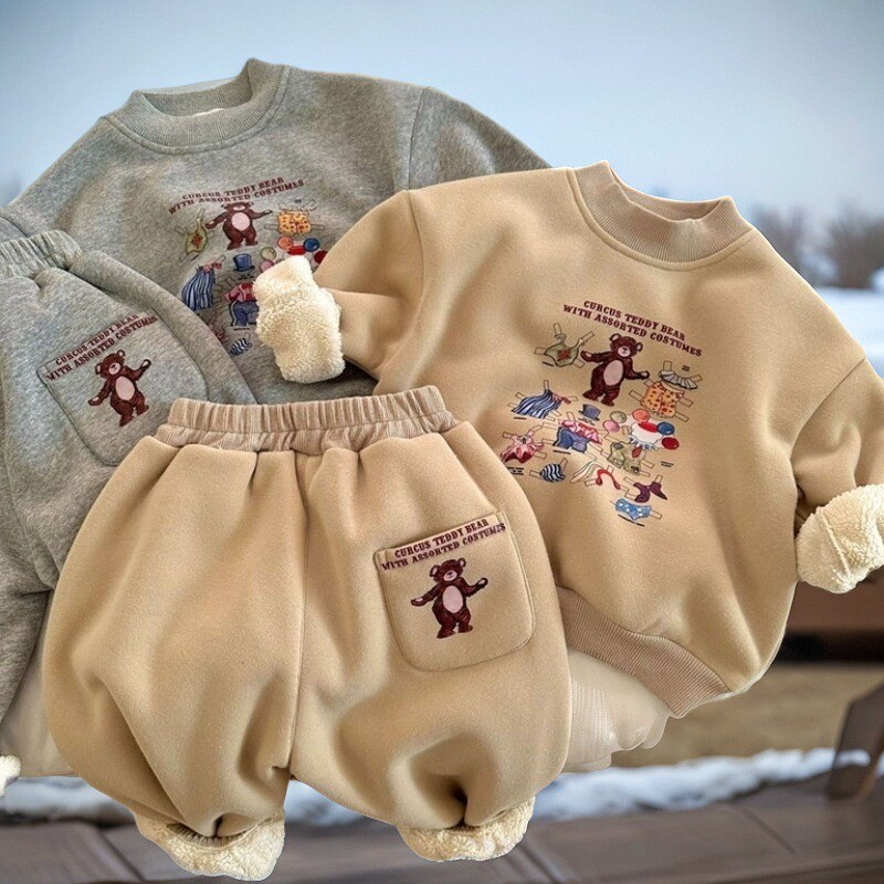 秋冬季男女宝宝加厚保暖两件套