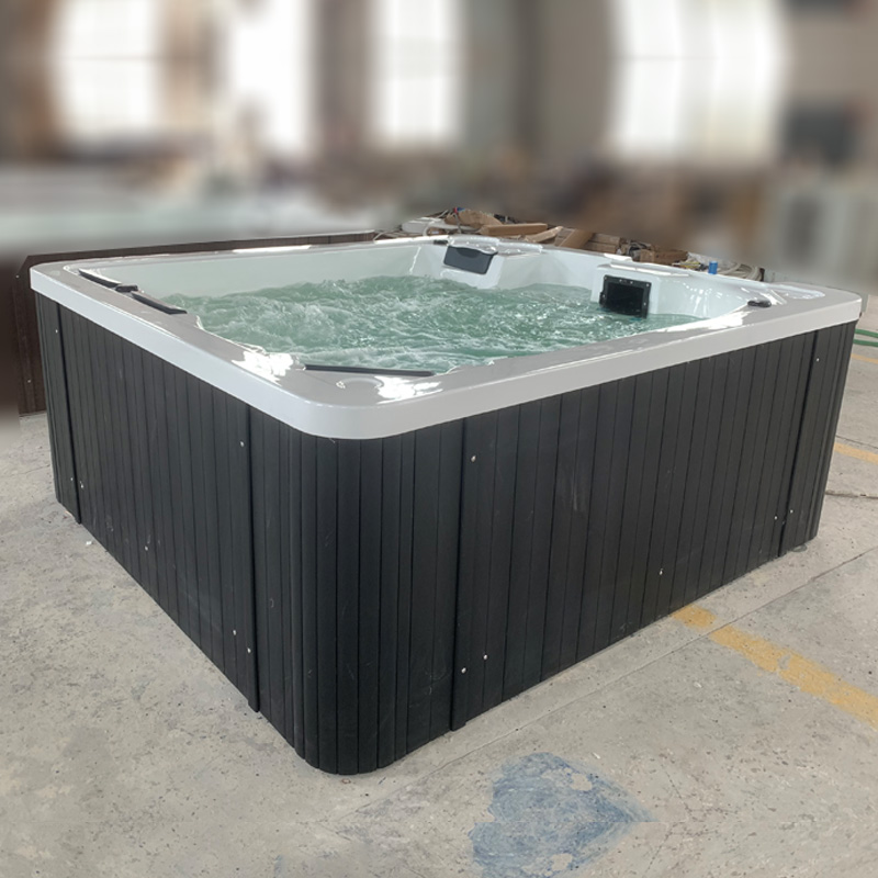 户外浴缸厂家直营防晒不变黄