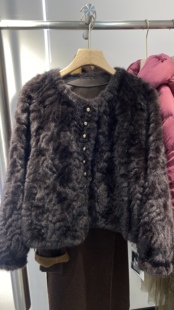 百搭短款 气质时尚 皮毛一体外套2025冬新女ya格 CX2689时尚 专柜正品