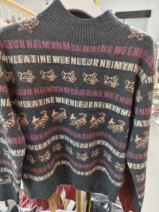 2025秋冬新女 9236半高领洋气百搭提花显瘦针织羊毛衫 专柜正品 YZQ