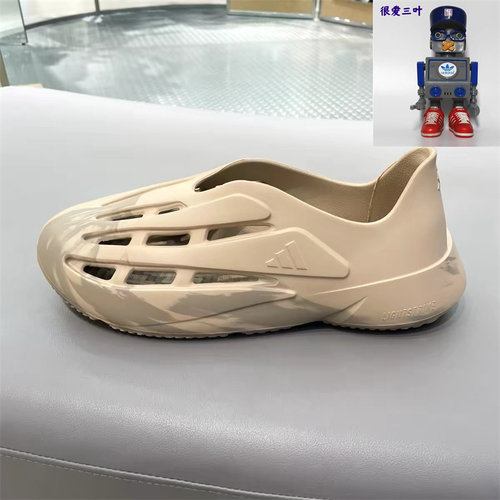 Adidas/阿迪达斯 男女同款 轻便透气耐磨休闲凉鞋 JI2277
