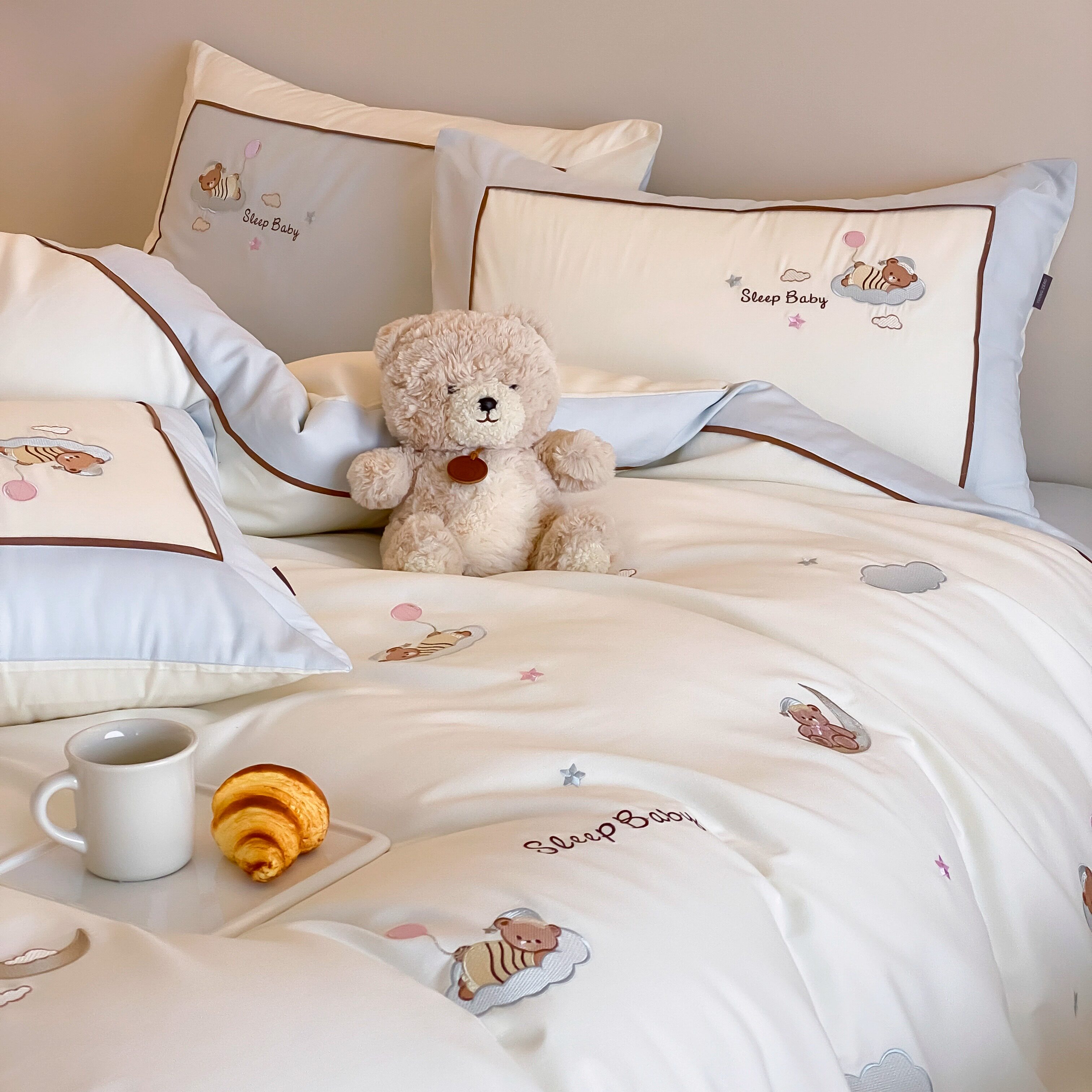 ins风长绒棉婴儿棉全棉床单四件套晚安小熊刺绣纯棉被套可爱床品