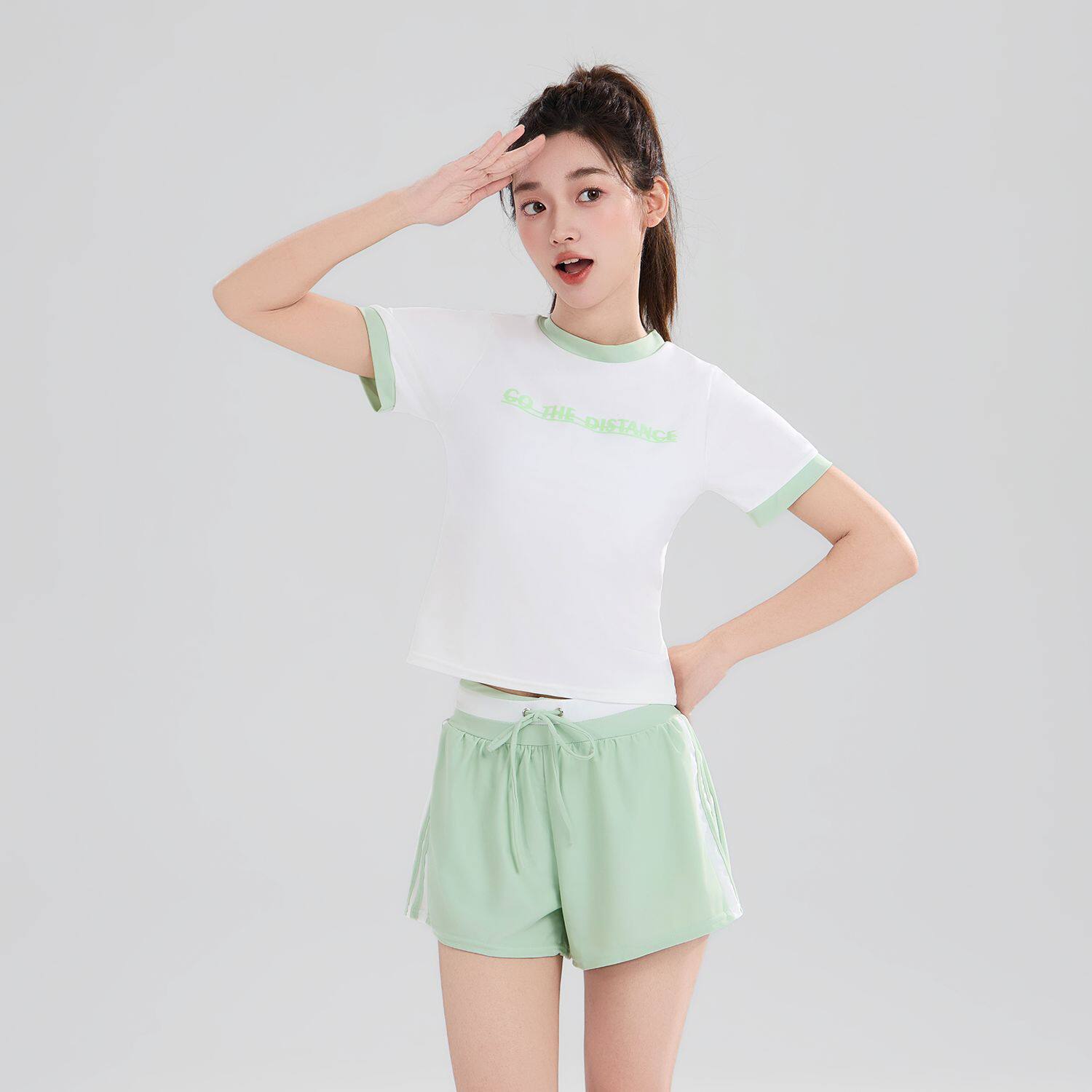 中大童泳衣女2026新款爆款分体游泳衣女孩初中生保守遮肚平角泳装