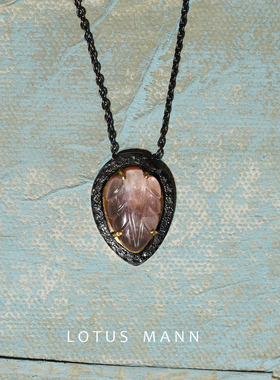 秋叶. 钻石包镶雕刻西瓜碧玺/绿碧玺黑银项链