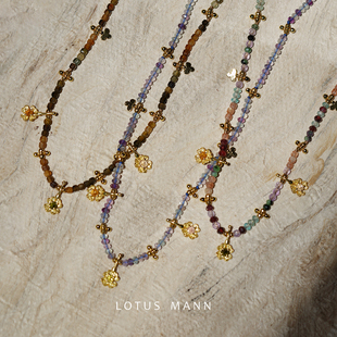 四叶草.碧玺银镀金花朵迷你多彩天然萤石黝帘石榴太阳石项链