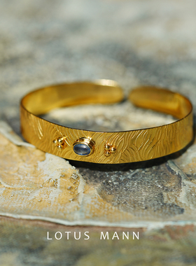 工匠系列. 复古花纹手工银厚镀金包镶宝石手链 Lotus Mann