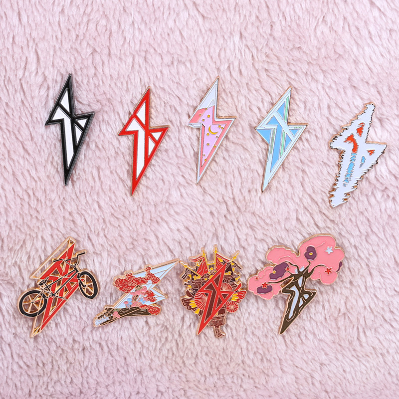 R1SE周边金属徽章胸针