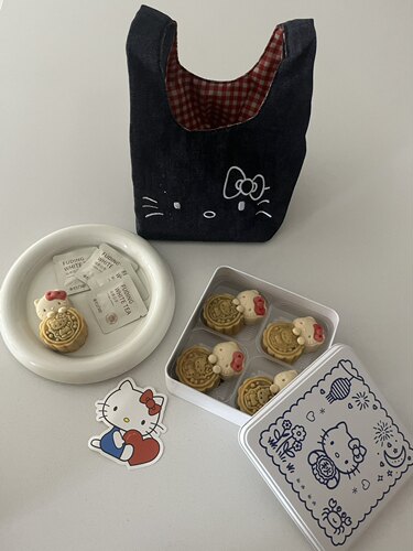 hello Kitty月饼中秋节礼盒中秋月饼卡通月饼送礼手工月饼可爱