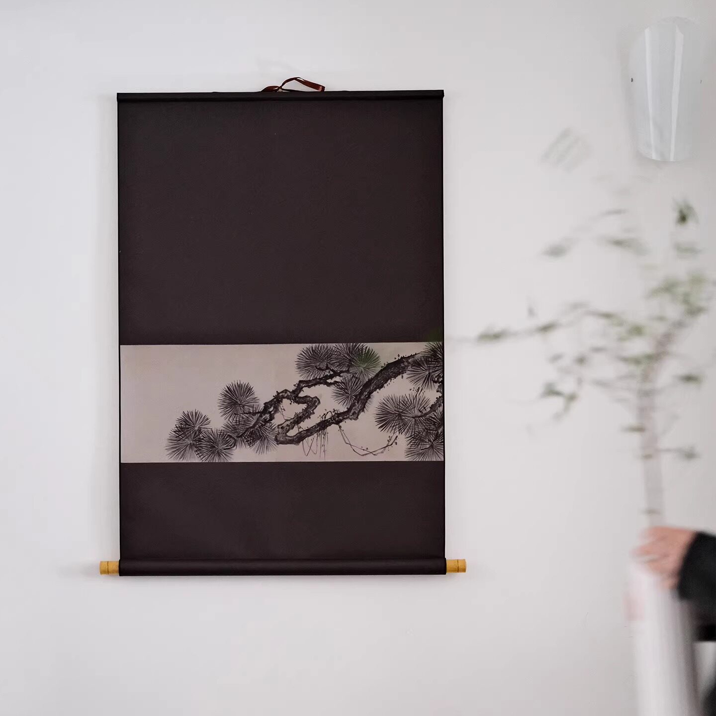 【松间】新中式松树卷轴画茶室软装侘寂风禅意墙饰中古挂毯装饰画