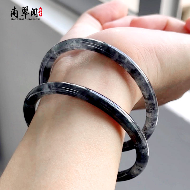 翡翠乌鸡玉镯低调奢华保真保A