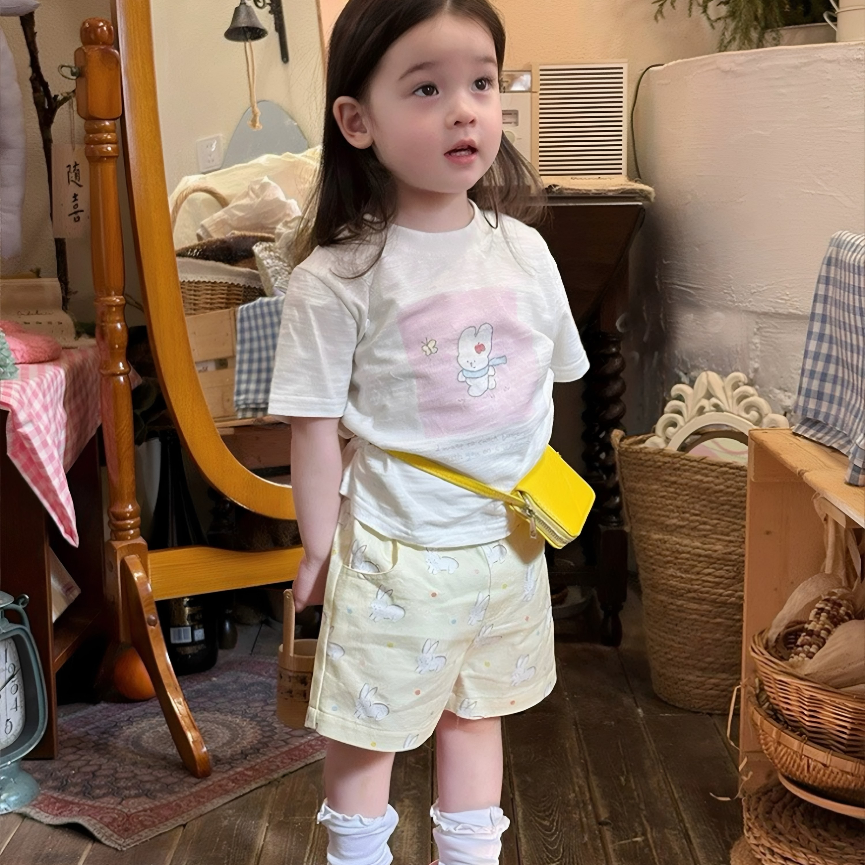 女童夏季洋气卡通T恤短裤套装