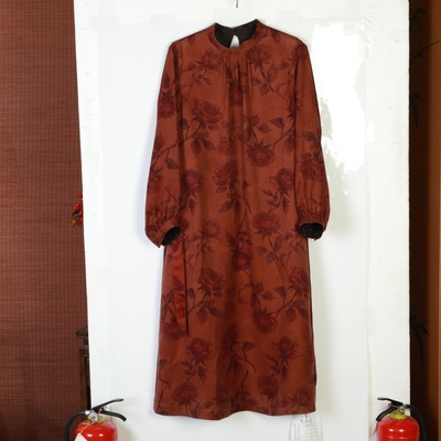 凤轩阁 2025新款 重缎玫瑰连衣裙 391824