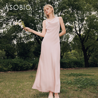 Asobio荡领粉色垂感褶皱连衣裙设计感优雅收腰拖地约会长裙女101