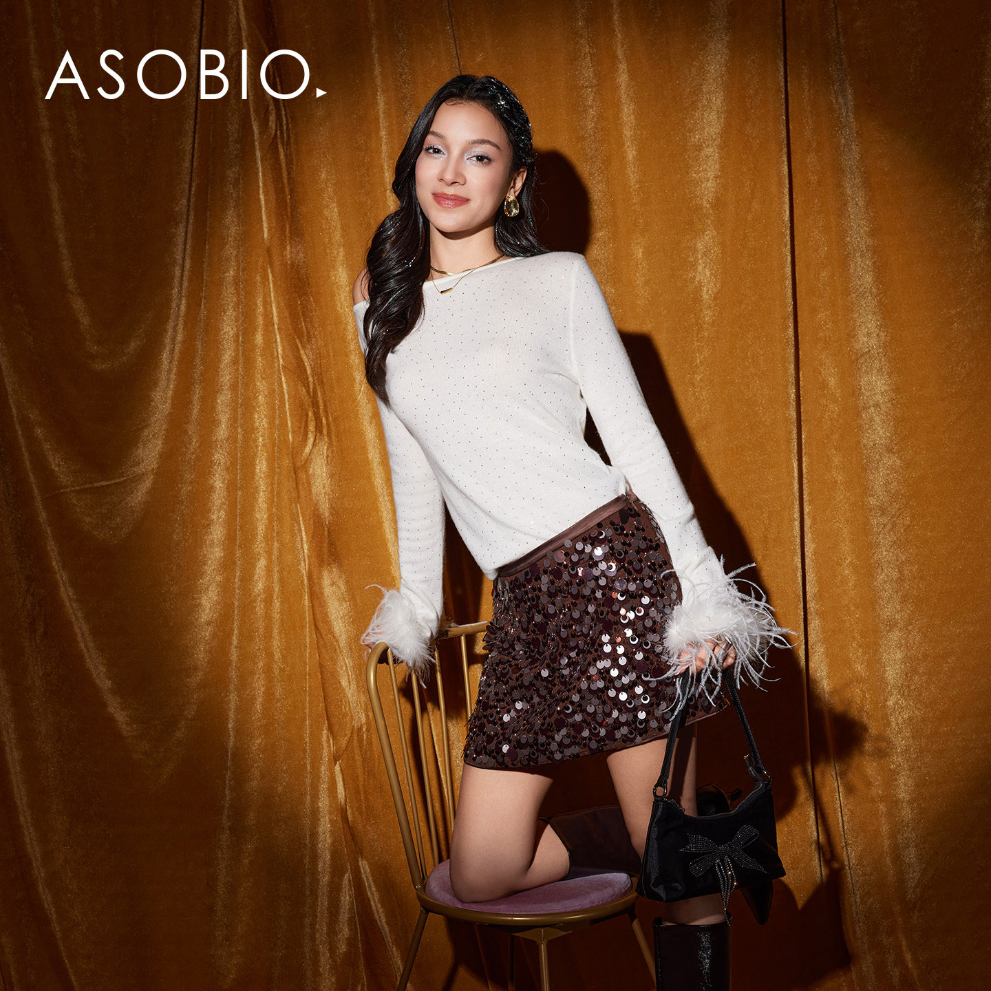 Asobio山羊绒混纺斜肩剪裁鸵鸟毛袖口钻饰针织2025冬季新品女422