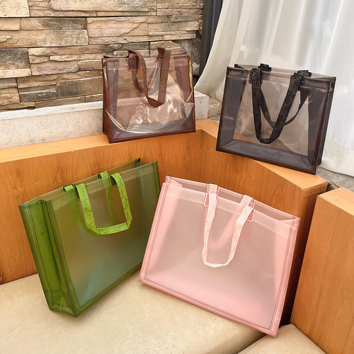 夏季透明磨砂可肩服装店手提袋