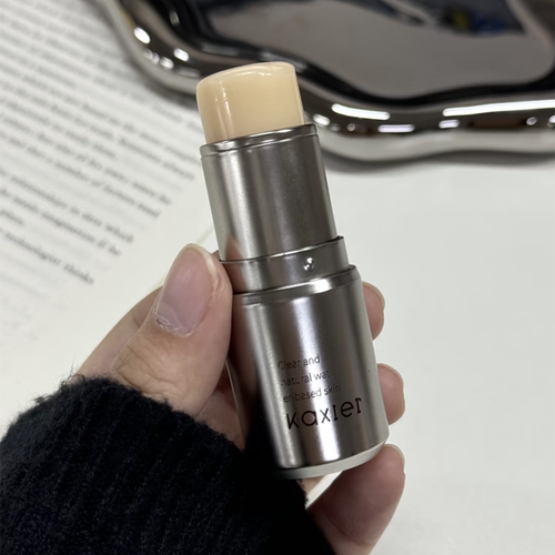 可是 10r水光棒真的跟400+的没差啊香乃平替水光肌高光棒水嫩光泽