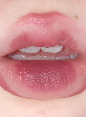 再涂一百次也依旧很爱的烟熏玫瑰 灰粉紫色低饱和唇釉温柔丁香色