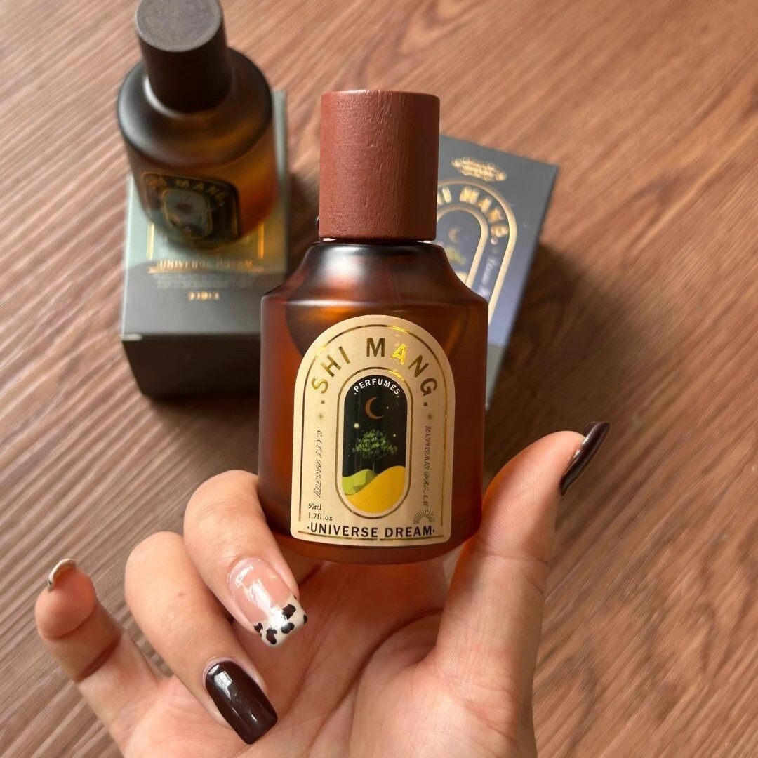 冷冽大美女身上的伪体香!木质香太上头了香水小众持久淡香果香调