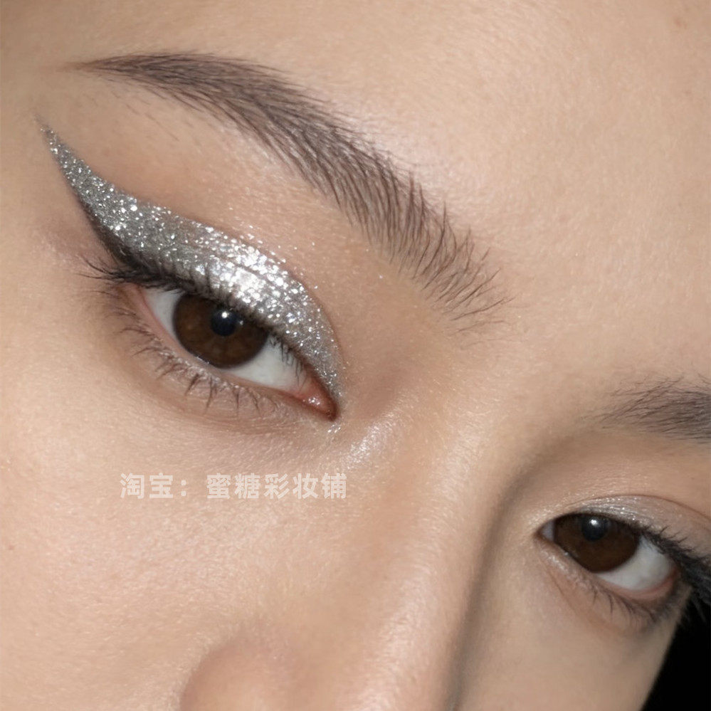不知道 我的银色金属小烟熏很曼妙 Y3K爆闪亮片液体眼影眼线液笔,彩妆/香水/美妆工具,眼影,淘宝优惠券,粉丝福利购,淘宝优惠卷
