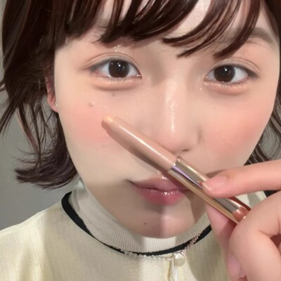 小猴子推荐~天国卧蚕笔韩系肉感眼卧蚕笔持久眼妆立体提亮眼影笔