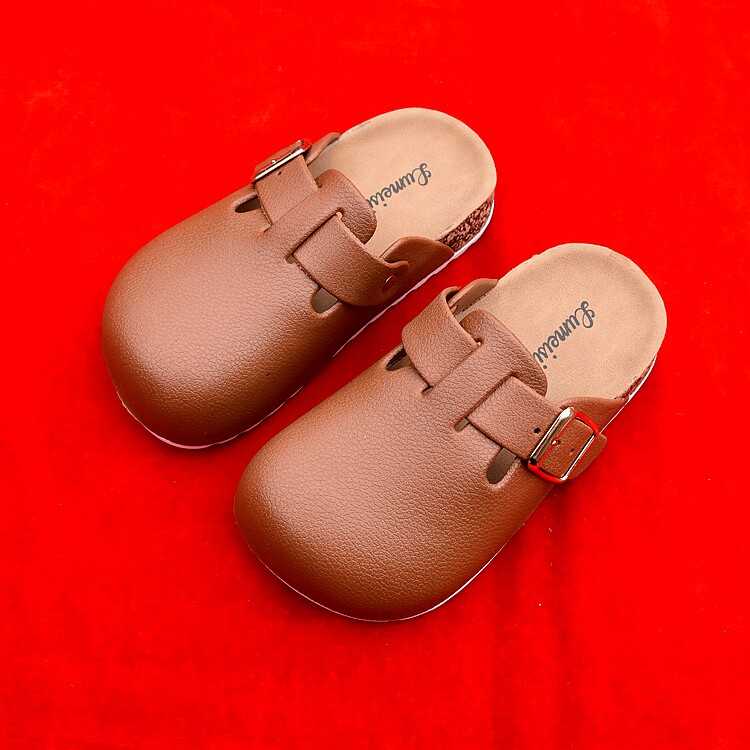 小猪阳阳2025新款女童勃肯鞋PVC软木厚底包头半拖鞋百搭博肯鞋