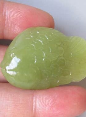 19.14克特价新疆若羌和田玉黄玉鱼吊坠 黄口料鱼连年有余厂家直销