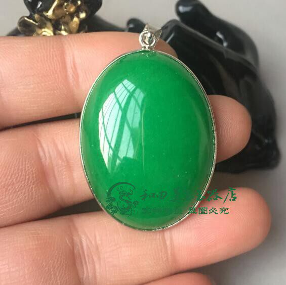天然马来玉大号蛋面吊坠 男女款翠绿玉牌玉挂件玉石项链玉器牌子