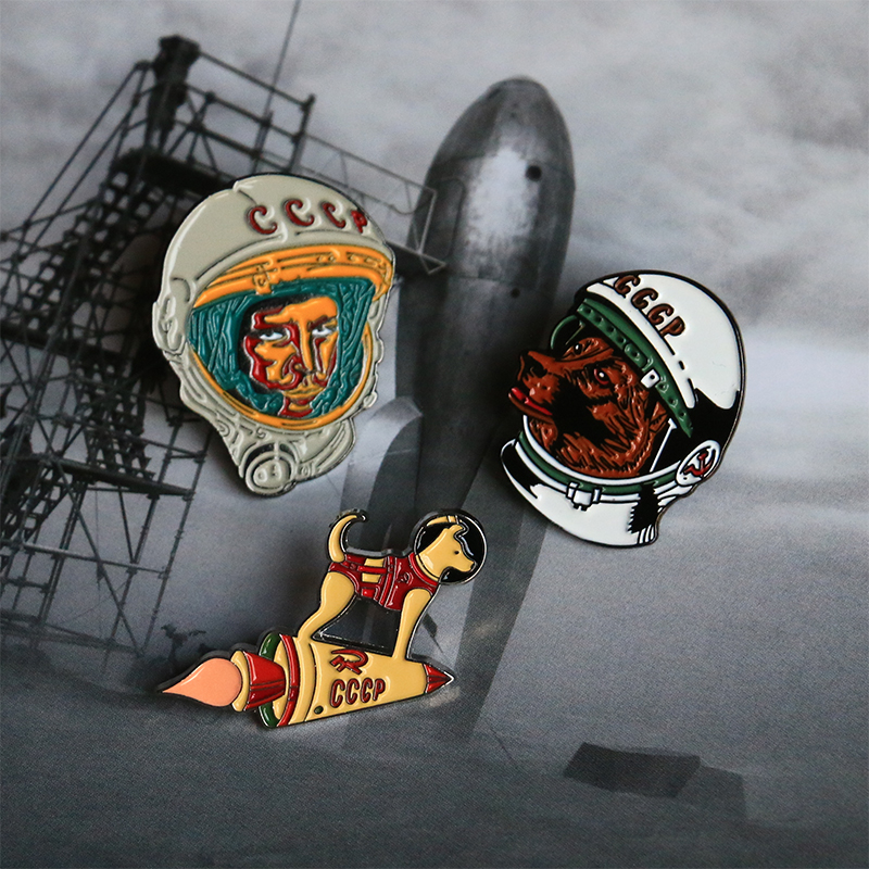 苏联航空英雄加加林莱卡纪念徽章