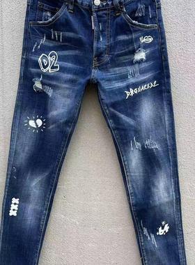 2024春夏新款D2潮男水洗磨破洞涂鸦印花修身蓝色牛仔裤男