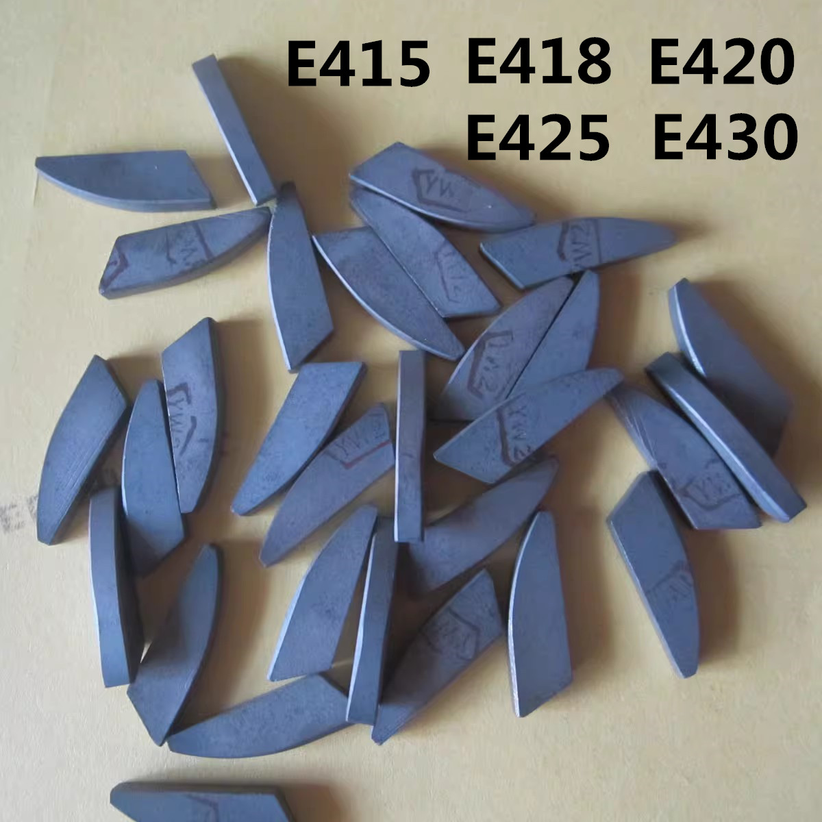 硬质合金焊接刀头YT15 YT5 YW2 YG8 E415 E418 E420 E425 E430