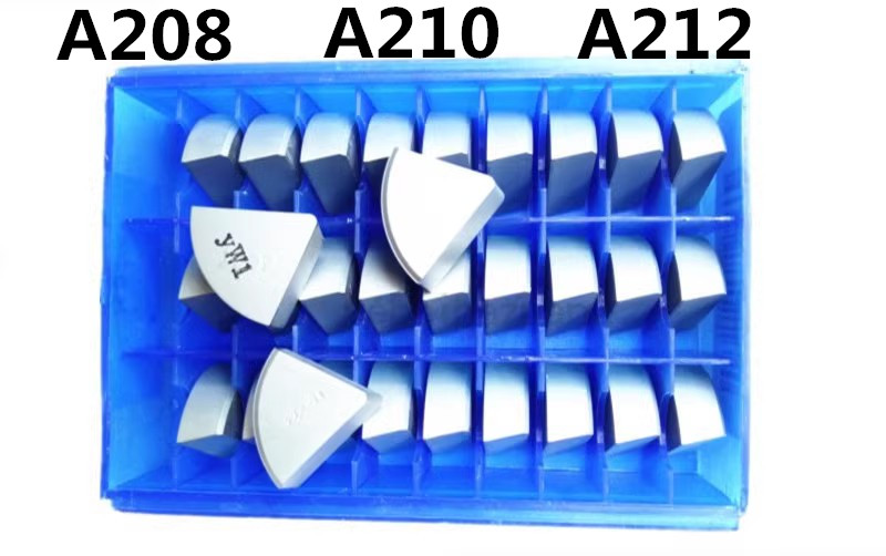 正宗株洲YT15YT14YT5YG6YG8YW1YW2 A210 A208 A212/Z硬质合金刀片