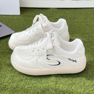 配裙子厚底小白鞋女2026春季新款百搭增高轻便白色板鞋休闲运动鞋