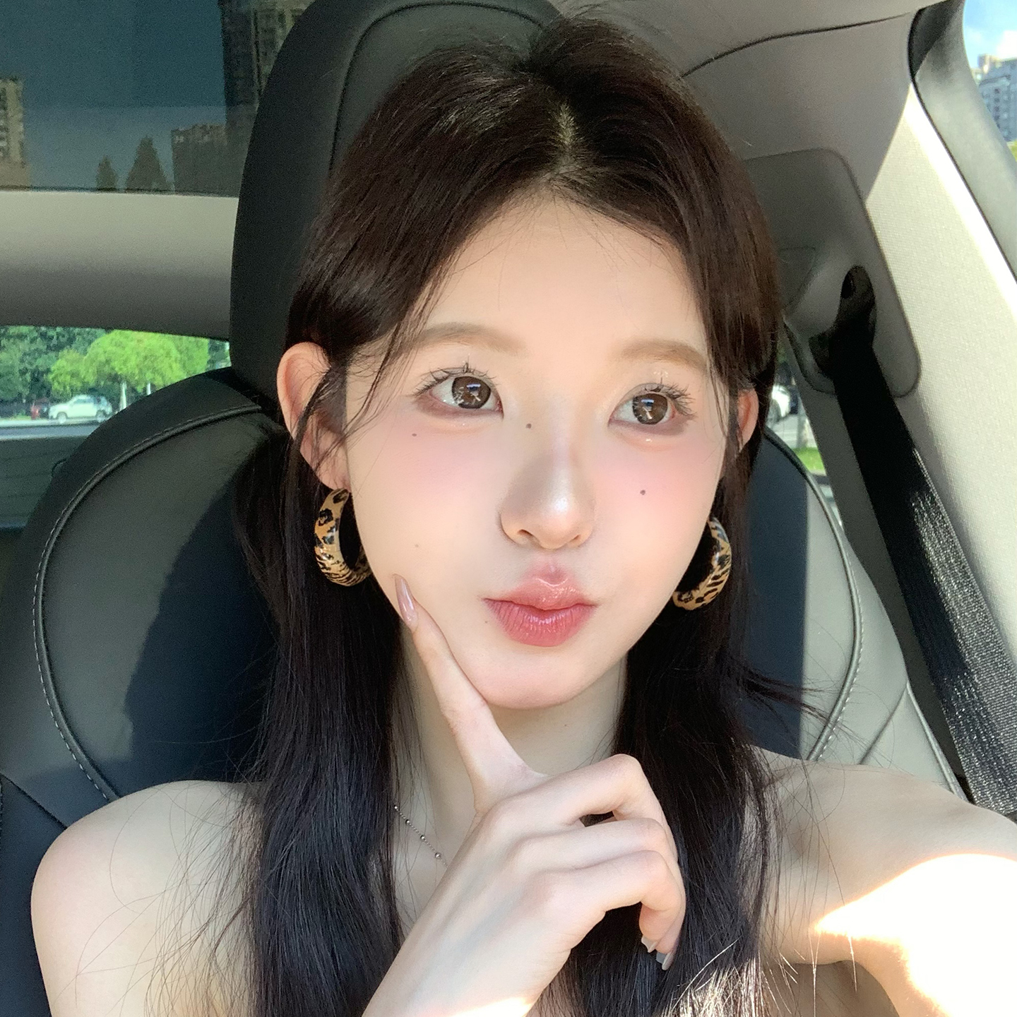 摩登少女秋日咖色系豹纹宽边耳圈