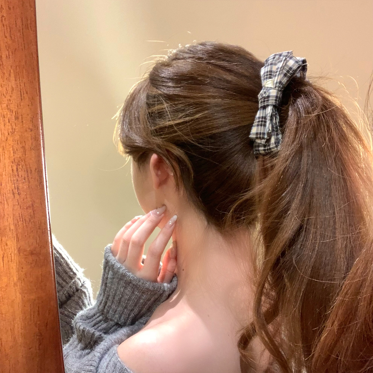 松弛日常~蓝咖格纹蝴蝶结香蕉夹