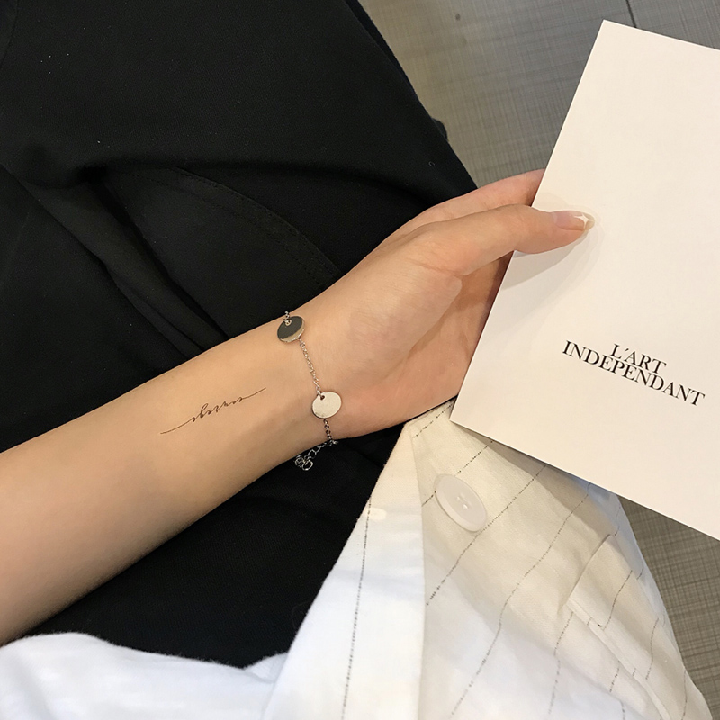 ÑóÆø°Ù´î¸öÐÔ¼òÔ¼½ðÊôÊÖÁ´ÊÖ×÷ÊÎÆ·Å®ÈÕº«Ê±ÉÐÊÖÊÎÀñÎïË͹ëÃÛS120