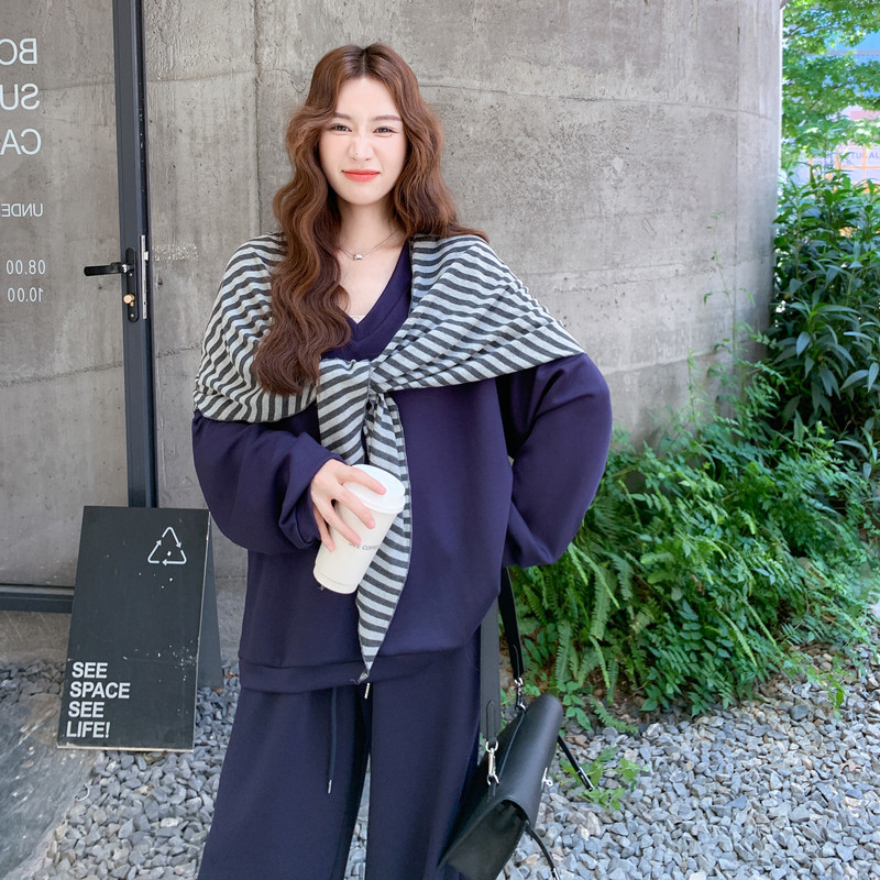盐甜系穿搭藏青色披肩卫衣套装裙女秋季2025新款休闲阔腿裤两件套,女装套装/套裙,浙宝293