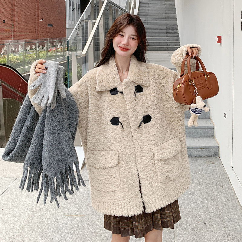 卡其色设计感皮毛一体羊羔毛外套女入冬2025新款洋气别致好看棉服,女装皮草,浙宝293