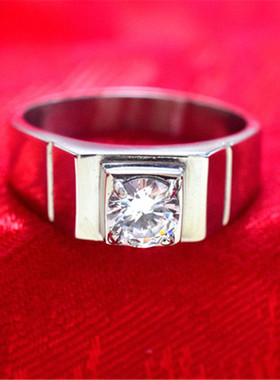 克拉霸气风镀18k仿真铂金色戒指