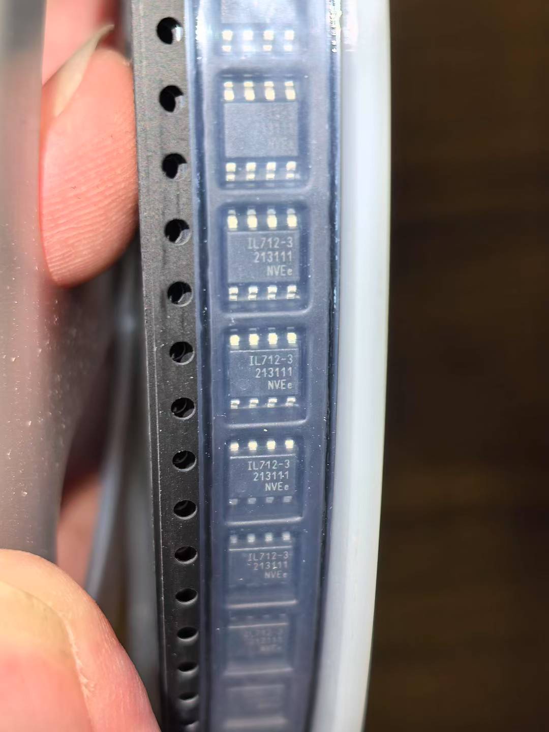 IL712-3 原装 高温双通道高速IL712-3E 数字隔离器 SOP-8 贴片