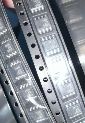 ISP742RI BSP742RI 丝印I742RI 742R1 SOP-8 贴片 负载驱动器芯片
