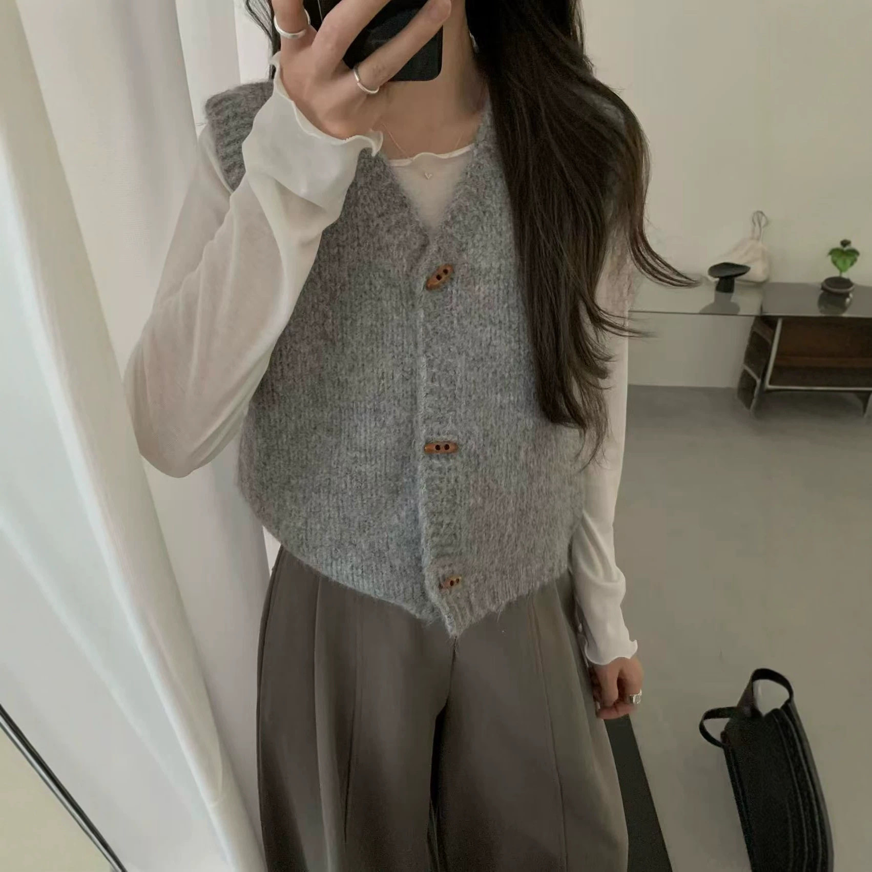 秋冬 粗毛线针织马甲日系慵懒风V领无袖开衫背心女国风马甲女高级图片