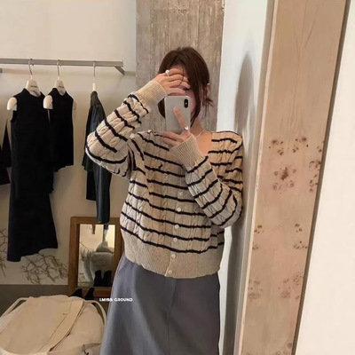 广州十三行imiss2026春款韩系方领撞色条纹麻花显瘦针织开衫女