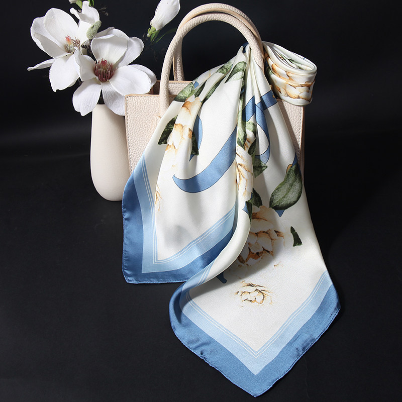 时尚秋冬季薄款印花真丝小方巾女士围巾桑蚕丝巾保暖护颈保暖纱巾,服饰配件/皮带/帽子/围巾,围巾/丝巾/披肩,淘宝优惠券,粉丝福利购,淘宝优惠卷