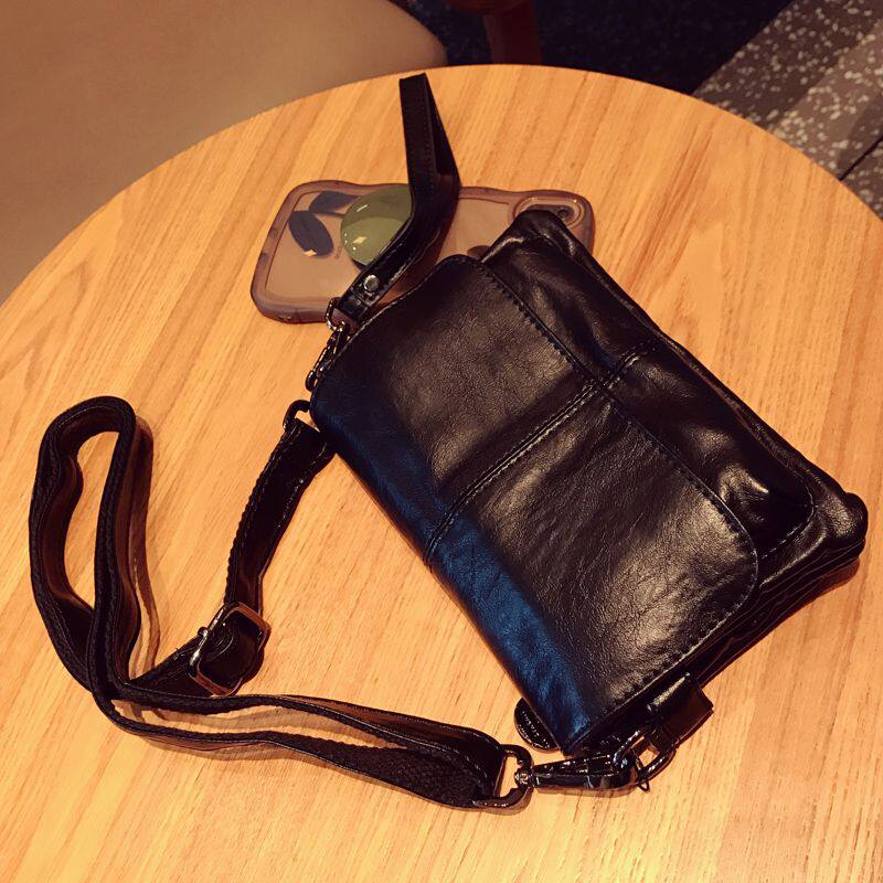 女包2026新款韩系夏手腕包纯色复古小方包高质感单肩斜挎包小包女