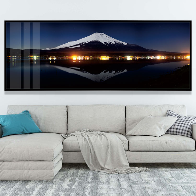 日本富士山装饰画湖水夜景轻奢长幅晶瓷画寿司店居酒屋客厅墙挂画图片