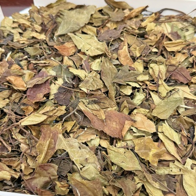 2016年福鼎老白茶寿眉散茶自然仓储浓郁枣香250克盒装