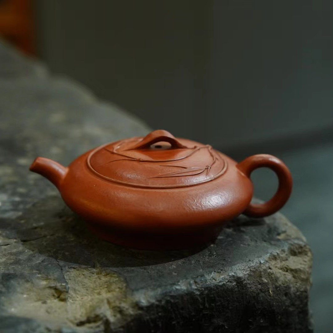 80年代台湾訂紫砂純正老料大红袍泥 少见虚扁竹节壶小品文人器60c