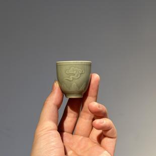 70年代出口海外龙泉青瓷梅子青 明刻莲花祥云杯工夫茶小品茗杯25c